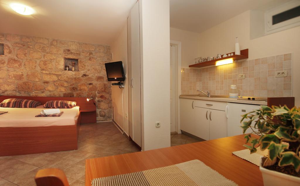 Apartments Caralipeo Makarska Kamer foto